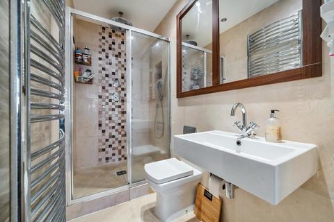 2 bedroom flat for sale, Sunbury-on-Thames,  Middlesex,  TW16