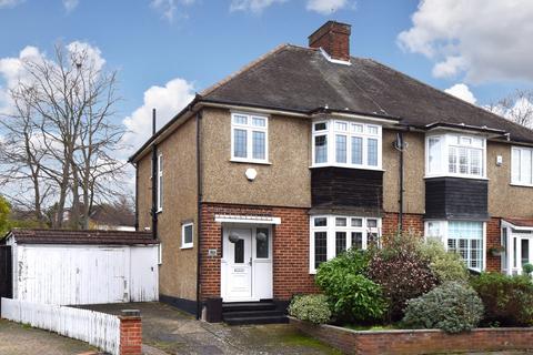 3 bedroom semi-detached house for sale, Beaconsfield Road, Bromley