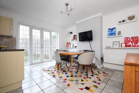 8a Beaconsfield Road, Bromley, BR1 2BP