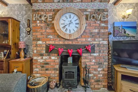 47b Siston Common, Bristol, BS15 4PA