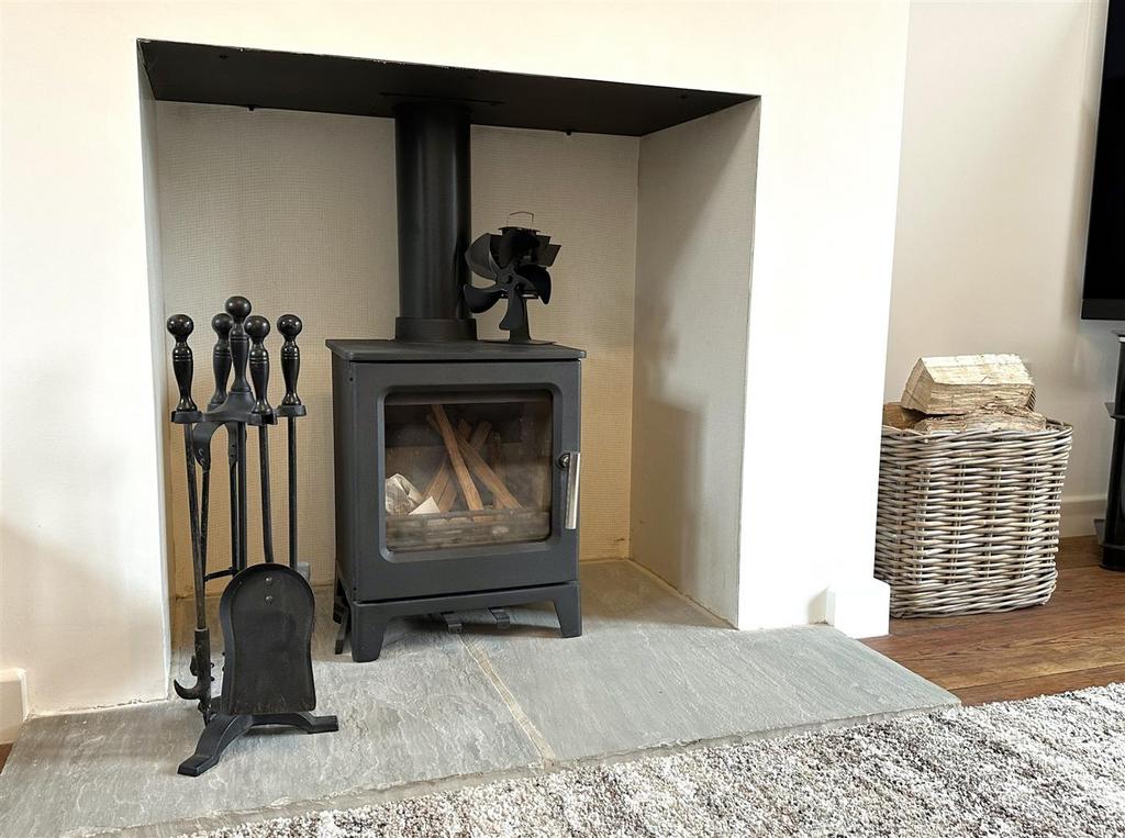 Inset Log Burner 933