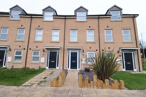 3 bedroom terraced house for sale, Oak Road, Market Weighton, York