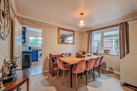 2 bedroom semi-detached bungalow for sale, Maplin Way, Thorpe Bay SS1