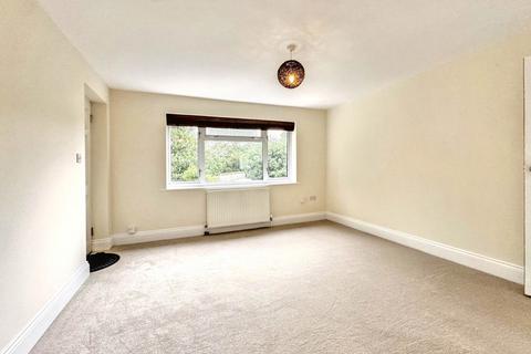 1 bedroom apartment to rent, Robert Louis Stevenson Avenue, Bournemouth BH4