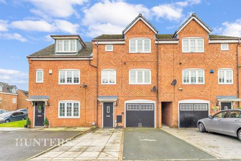 4 bedroom townhouse for sale, George Street, Hurstead, OL16 2RR