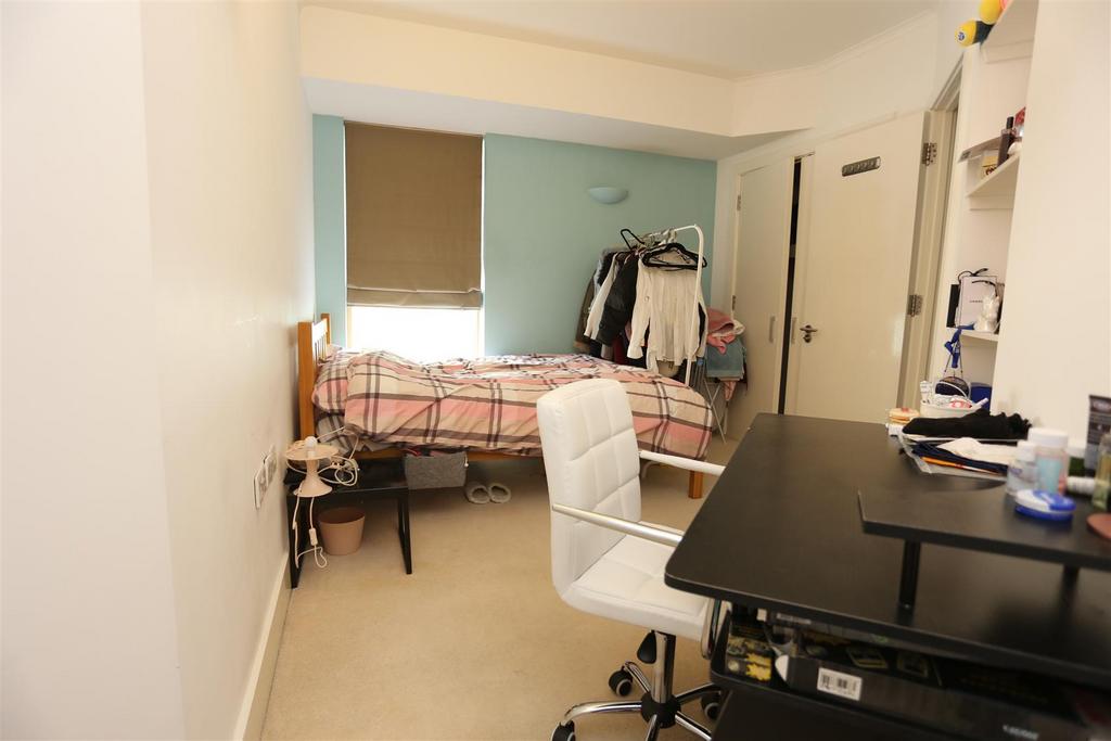 43 Brighton Bell new bed1.JPG