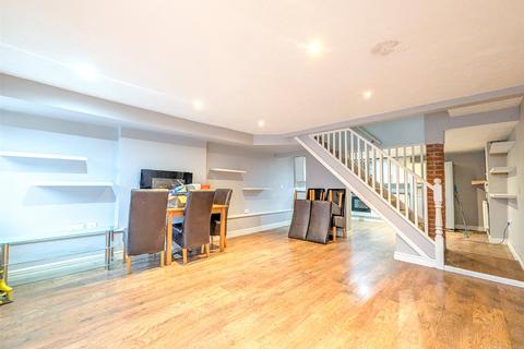 2 bedroom maisonette for sale, Britannia Road, Bristol BS15