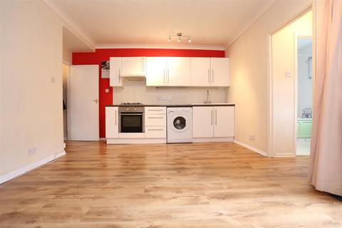 1 bedroom flat to rent, Roedale Road, Brighton