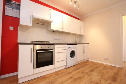 1 bedroom flat to rent, Roedale Road, Brighton