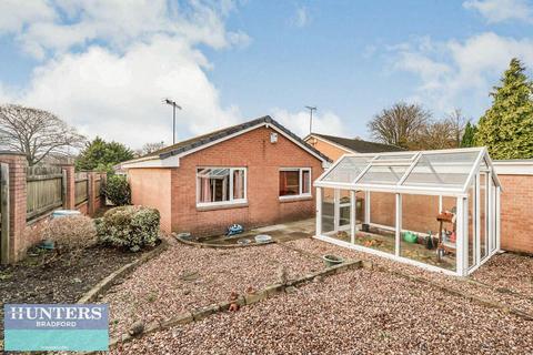 2 bedroom detached bungalow for sale, Harland Close, Bradford, West Yorkshire, BD2 4BW