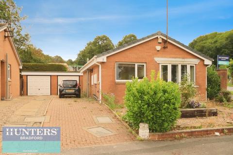 2 bedroom detached bungalow for sale, Harland Close, Bradford, West Yorkshire, BD2 4BW