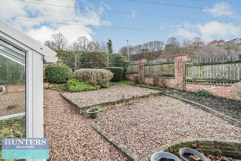 2 bedroom detached bungalow for sale, Harland Close, Bradford, West Yorkshire, BD2 4BW