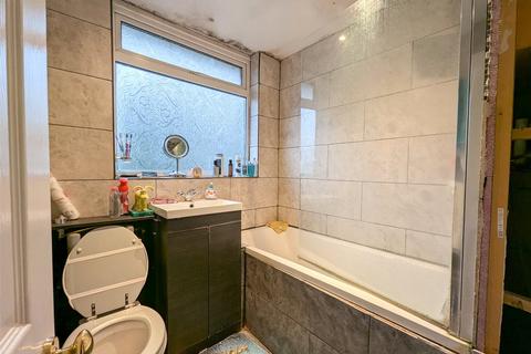 3 Stanley Road, Warmley, Bristol, BS15 4NS