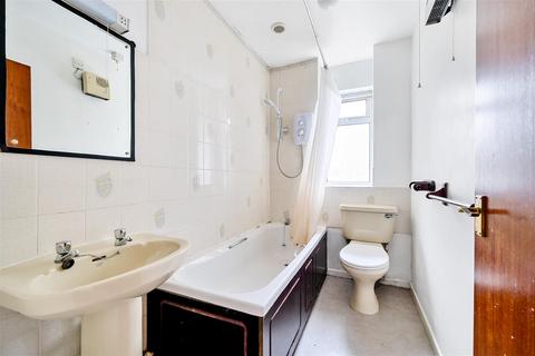 11 Bailey Close, Devizes, SN10 2RW