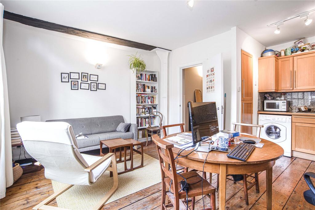 Kitchen/Living Room