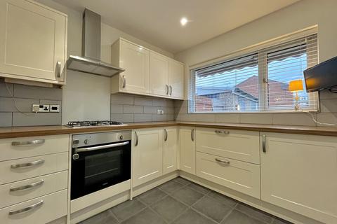8 Glenluce Drive, Preston, PR1 5TB