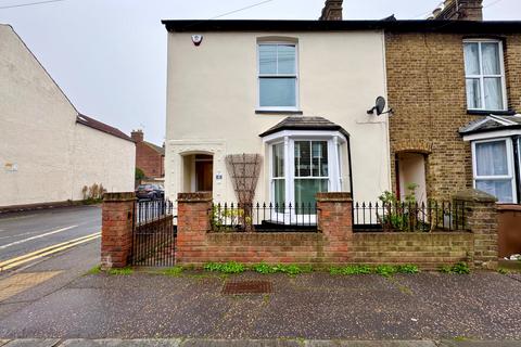 4 bedroom end of terrace house to rent, Hamlet Road, Chelmsford, Essex, CM2 0ET