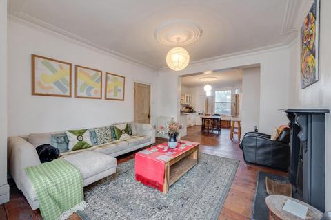 5 bedroom terraced house for sale, Amhurst Road, London, N16