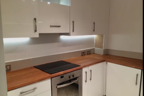 2 bedroom flat to rent, Tenbury Close, London, E7