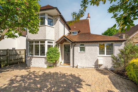 4 bedroom detached house for sale, Parsonage Lane, Windsor