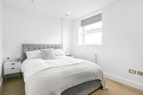 2 bedroom apartment for sale, Tower Bridge Road, London, SE1