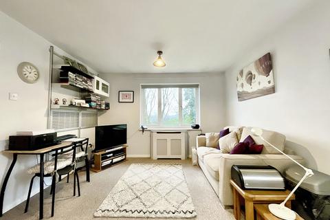 1 bedroom flat for sale, Kingsland Road, Stone, ST15