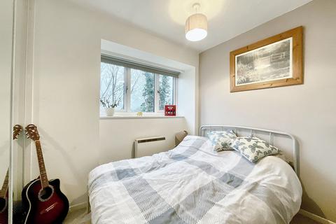 1 bedroom flat for sale, Kingsland Road, Stone, ST15