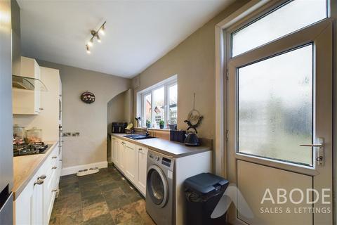 3 bedroom cottage for sale, Beech Lane, Burton-On-Trent DE13