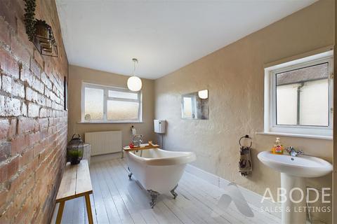 79 Beech Lane, Stretton, Burton-on-trent, DE13 0DU