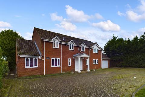 4 bedroom detached house for sale, Norwich Road, Stowmarket IP14