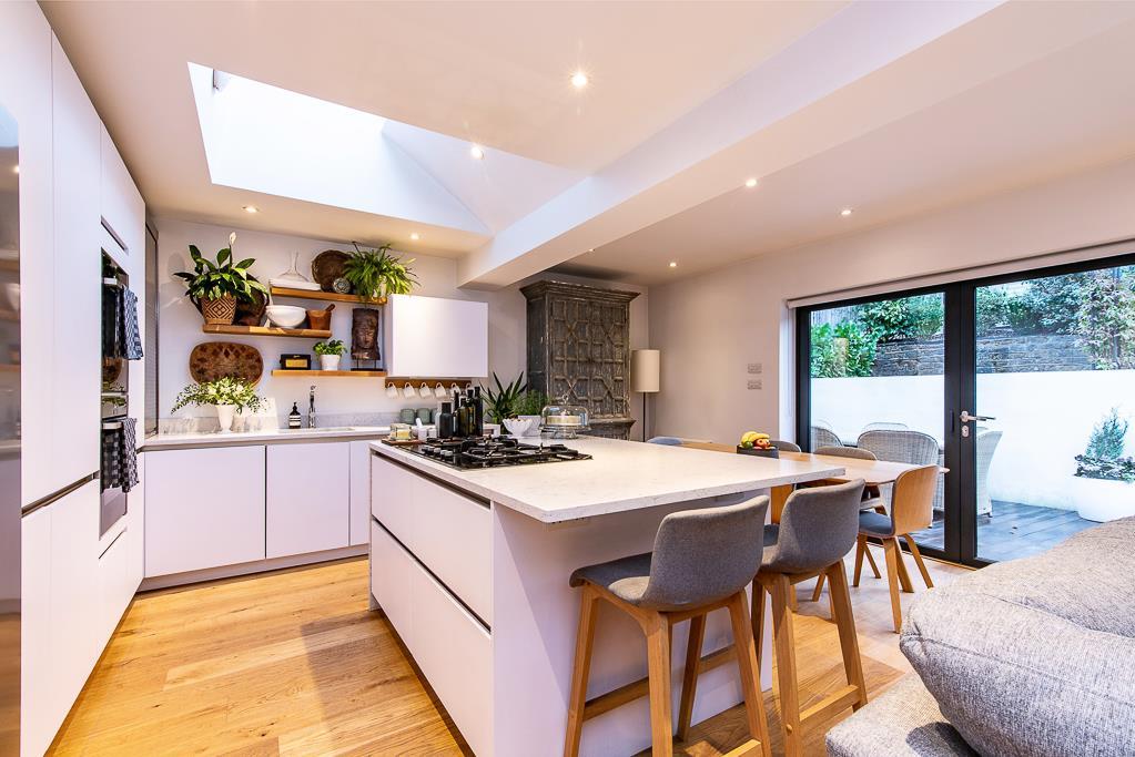 8 maple drive-3.jpg