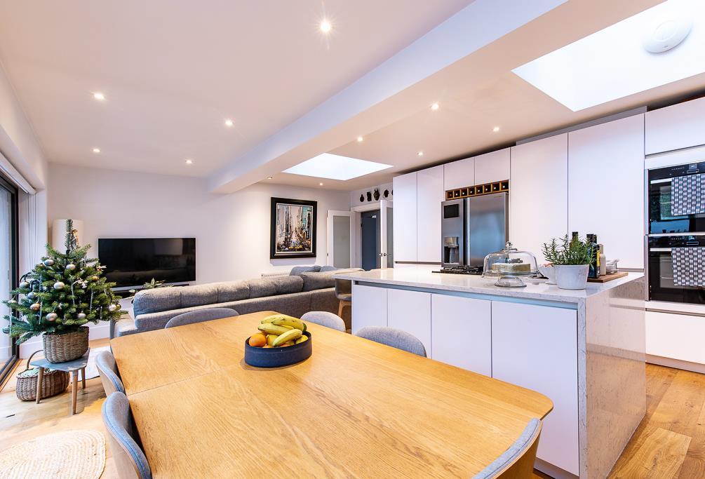 8 maple drive-6.jpg