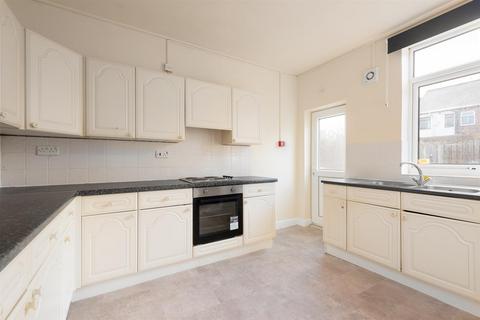 119 Taplin Road, Sheffield, S6 4JG
