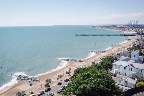 2 bedroom apartment for sale, Leopold Road, Felixstowe IP11