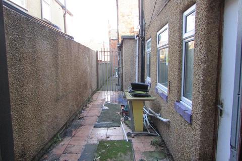 Property to rent, Hainton Avenue, Grimsby DN32