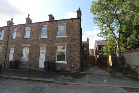 2 bedroom end of terrace house to rent, James Street, Mirfield, West Yorkshire, WF14