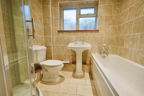 63 Bramley Hill, Mere, Warminster, BA12 6JX
