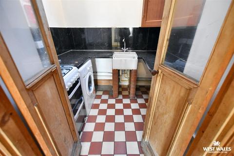 4 bedroom townhouse for sale, Haverfordwest