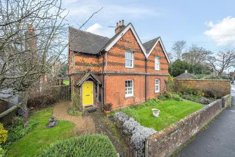 3 bedroom semi-detached house for sale, High Street, Cranleigh, GU6