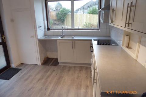 2 bedroom detached bungalow to rent, Carmarthen, ,