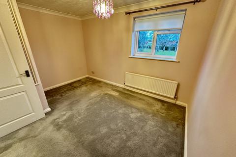 2 bedroom end of terrace house to rent, Kemsley, Sittingbourne ME10