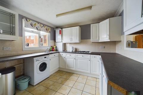 3 bedroom terraced house for sale, Cuckfield Close, Crawley RH11