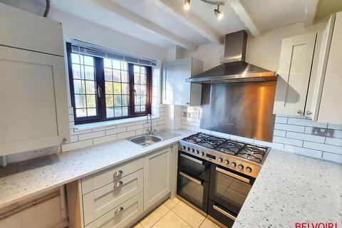 46 Chapman Way, Cheltenham, GL51 3NE
