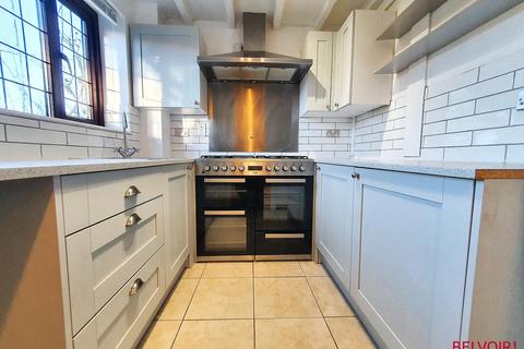 46 Chapman Way, Cheltenham, GL51 3NE