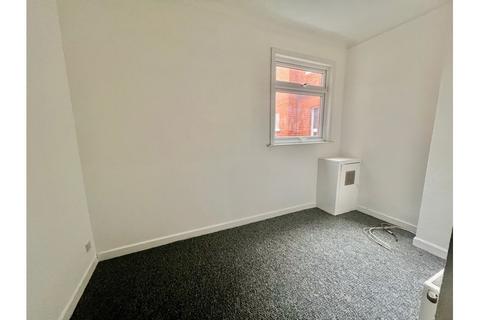 1 bedroom flat to rent, Whitefriars Crescent, Westcliff-on-Sea, Essex
