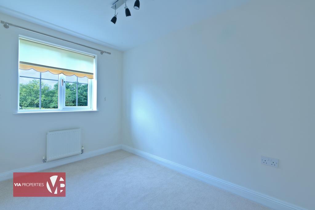 2 Harmondswood Close Broxbourne via properties...