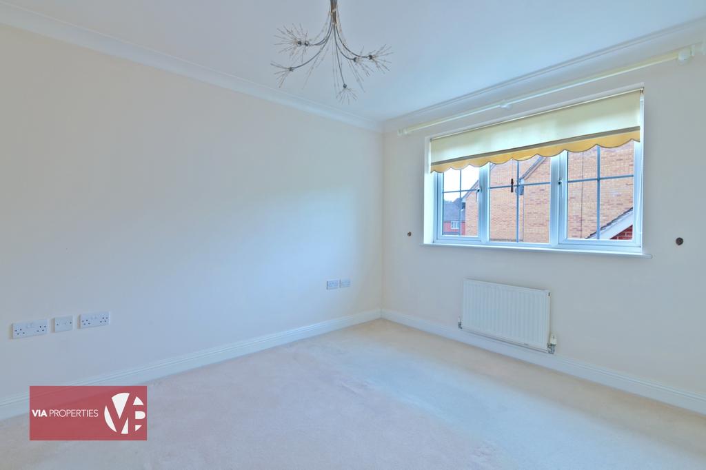 2 Harmondswood Close Broxbourne via properties est
