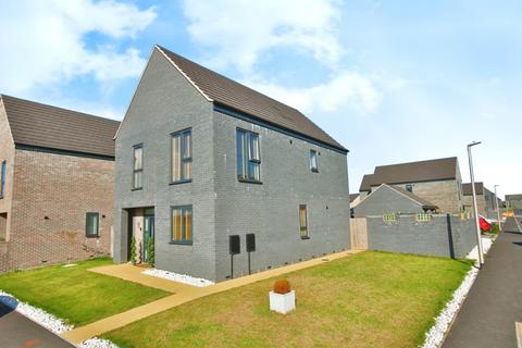 4 bedroom detached house for sale, 18 De La Pryme Road, HU7 3LJ