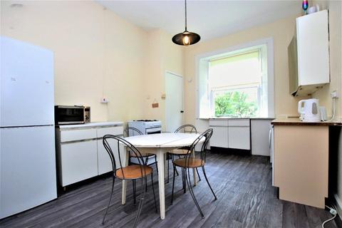 2 bedroom apartment to rent, Brougham Place, Tollcross, Edinburgh, EH3