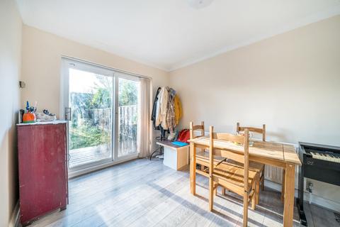 40 Lullingstone Avenue, Swanley, BR8 7JW